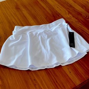 Kyodan tennis/golf,/pickleball skirt/skort.  New w/tags. White mesh. Size L